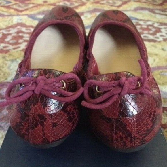 Cole Haan NIB Ashlyn Ballet Flat -- Size 7 -- Tawny Port Python Print Women's - Picture 2 of 5